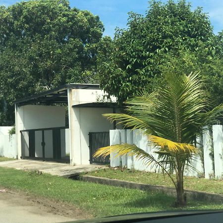 Nur Villa Sg Soi Musslimm Only Κουαντάν Εξωτερικό φωτογραφία