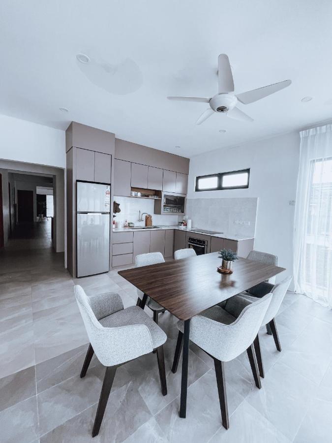 Nur Villa Sg Soi Musslimm Only Κουαντάν Εξωτερικό φωτογραφία