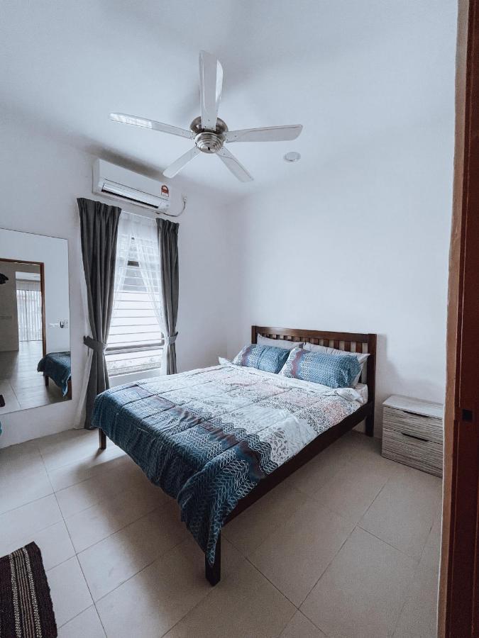 Nur Villa Sg Soi Musslimm Only Κουαντάν Εξωτερικό φωτογραφία